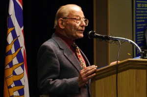 Rotarian Bud Abbott opened the luncheon by singing O Canada.