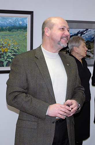 Ron Popoff at a 2009 Rotary Wine and Art event, which he co-chaired. Ian Cobb/e-KNOW