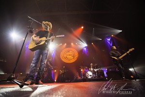 Jaffray's Dean Brody came 'home' for a show in 2014. Chad St. Pierre Photography photo