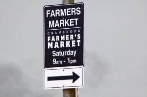 Cranbrook Farmers Market sign