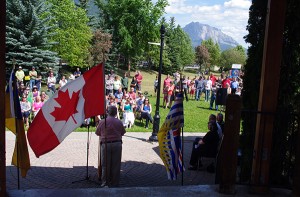 Kootenay East MLA Bill Bennett addresses the gathering Friday. Ian Cobb/e-KNOW images