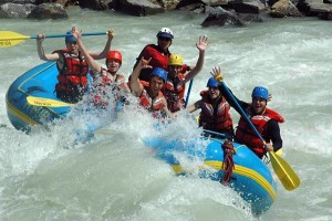 Kicking Horse River rafting