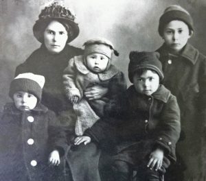5-marie-with-four-oldest-boys-frank-marie-wilf-john-and-thomas